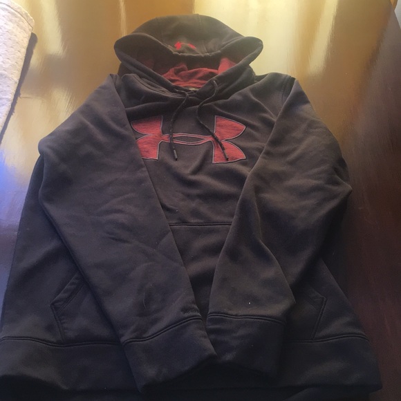 Under Armour Other - Under armour sweatshirt